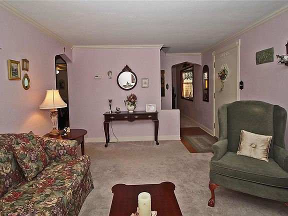 5th image of 1238 Arrowood Dr