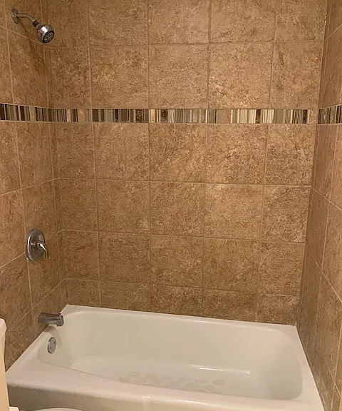 Tile full bath