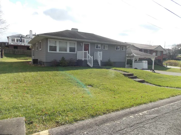 534 Valley Rd, Morgantown, WV 26505