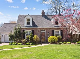 426 Way Ave, Saint Louis, MO 63122