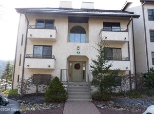 Big Boulder Dr BUILDING 49, Lake Harmony, PA 18624