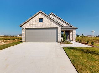7512 Spicebush Dr, Krum, TX 76249