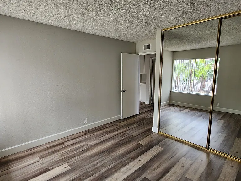 26731 Valpariso Dr — Photo 25