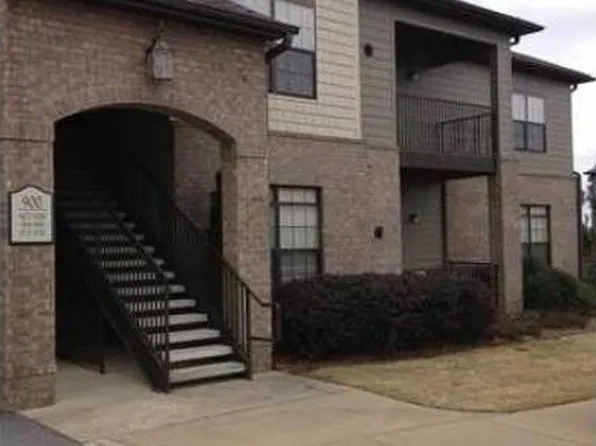 926 Riverhaven Pl, Hoover, AL 35244