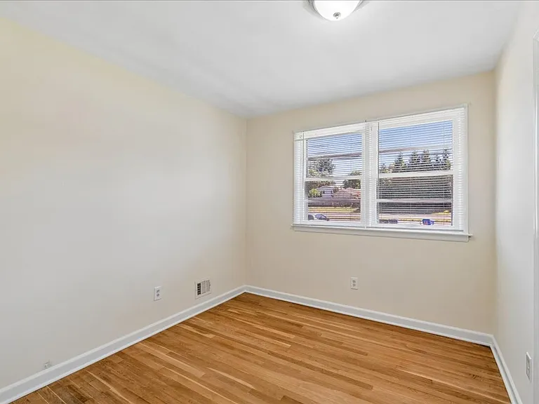 13012 Georgia Ave — Photo 18