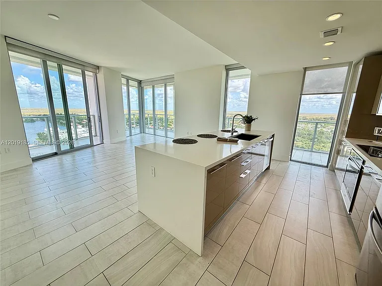 2000 Metropica Way #2003 — Photo 2