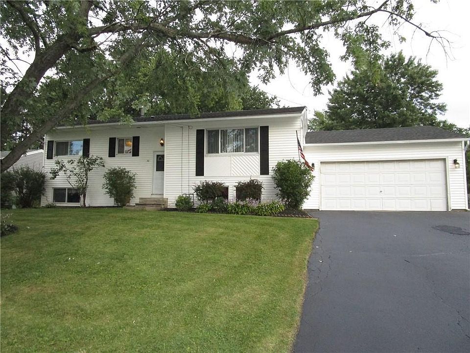 1st image of 32 Florendin Dr