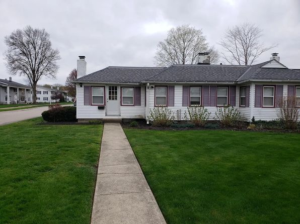 18 Meadowlawn Dr UNIT 1