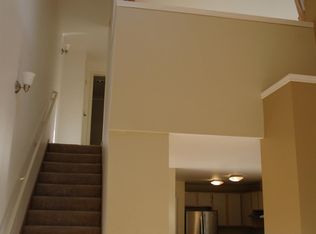 9559 Sand Point Way NE APT B3, Seattle, WA 98115