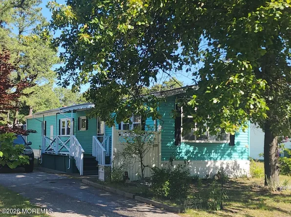 26 Raccoon Avenue, Whiting, NJ 08759