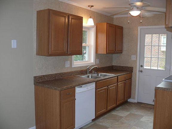5th image of 5424 Bauman Dr