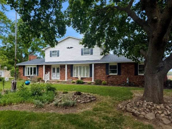 3914 Ferden Rd, New Lothrop, MI 48460
