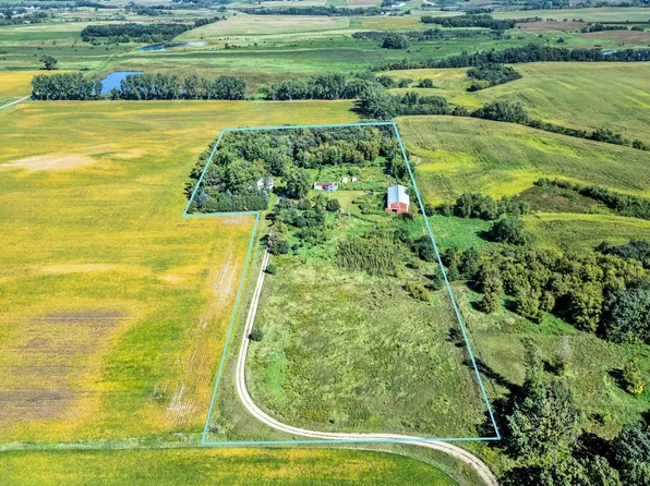 2598 Highway 30 E, Blooming Prairie, MN 55917