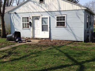 1701 S Warren St, South Bend, IN 46613