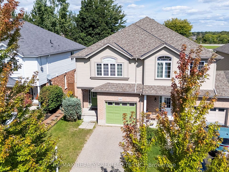 1st image of 466 Bronco Cres