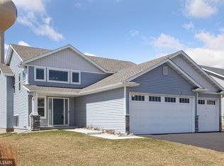 1880 Christy Dr, Carver, MN 55315