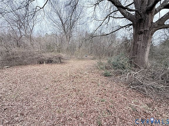 4th image of 15221 Wright Rd