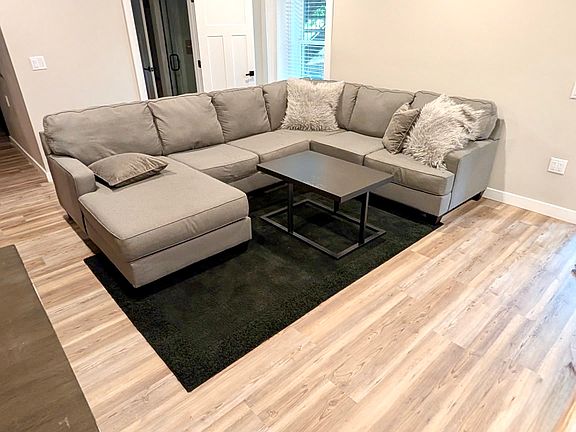 3rd image of 1018 Missouri Ave #1