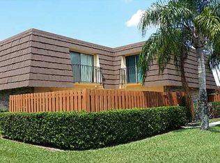 6463 SE Windsong Ln, Stuart, FL 34997