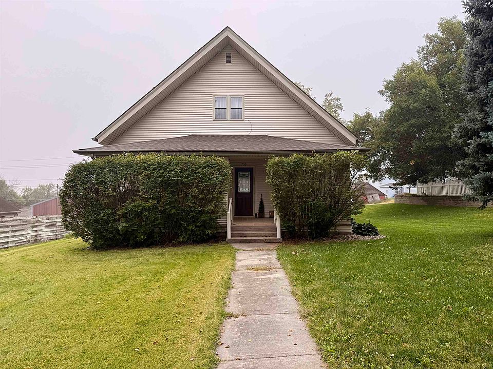 1st image of 709 12th St
