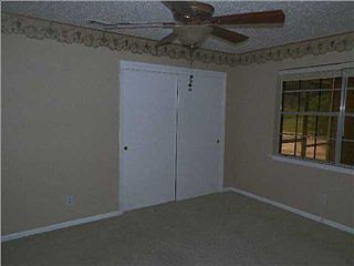 4th image of 8005 Oak Hill Dr