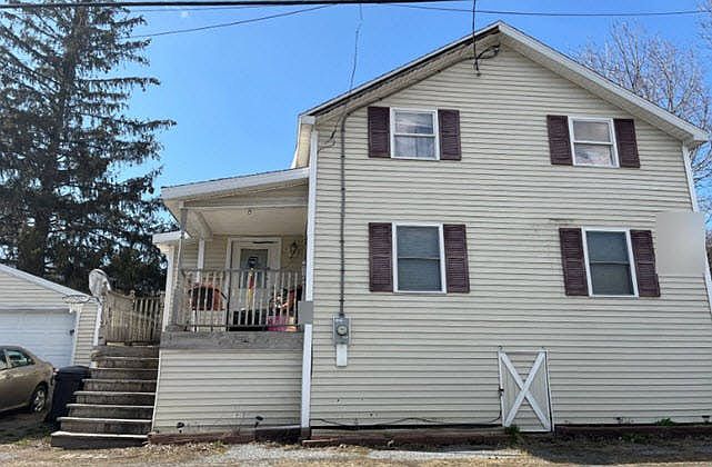 1st image of 85 Gates Ave