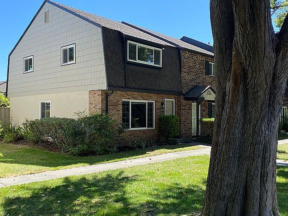 2nd image of 1486 Carnot Dr