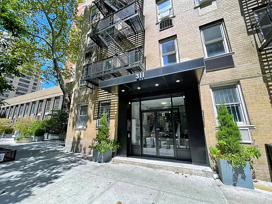 Rented by Compass | media 1