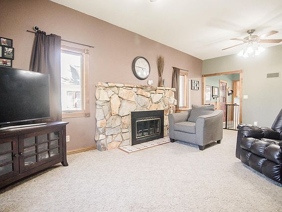 4th image of 506 Waubonsie Ave