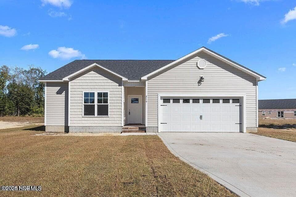 1st image of 318 E Theriault Court