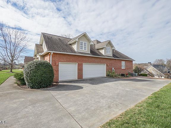 5th image of 331 Ross Springs Dr