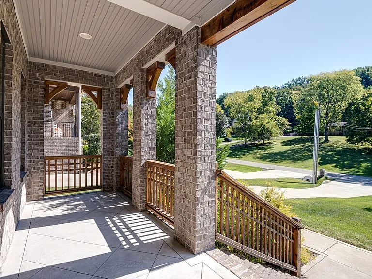 118 Cheekwood Ter — Photo 3