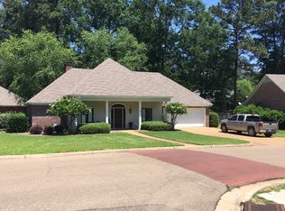 404 Shadowood Dr, Ridgeland, MS 39157
