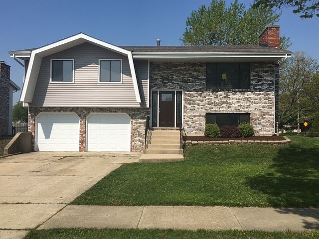 1st image of 138 E Fairfield Way