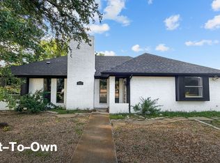 1927 Vista Oaks Dr, Carrollton, TX 75007
