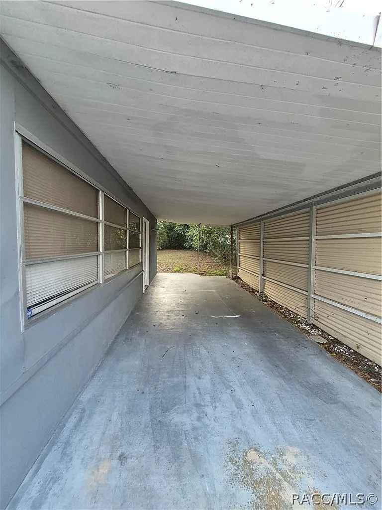 2 bed, 808 sqft, $1,349 — Photo 3
