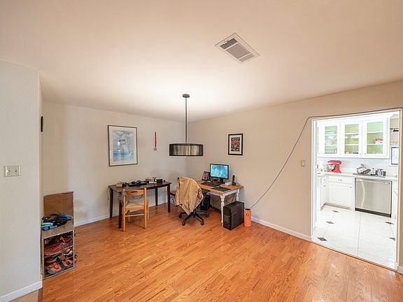 5th image of 2306 Hermitage Ct