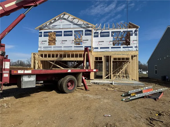 2208 Hackberry St, Springfield, OH 45505