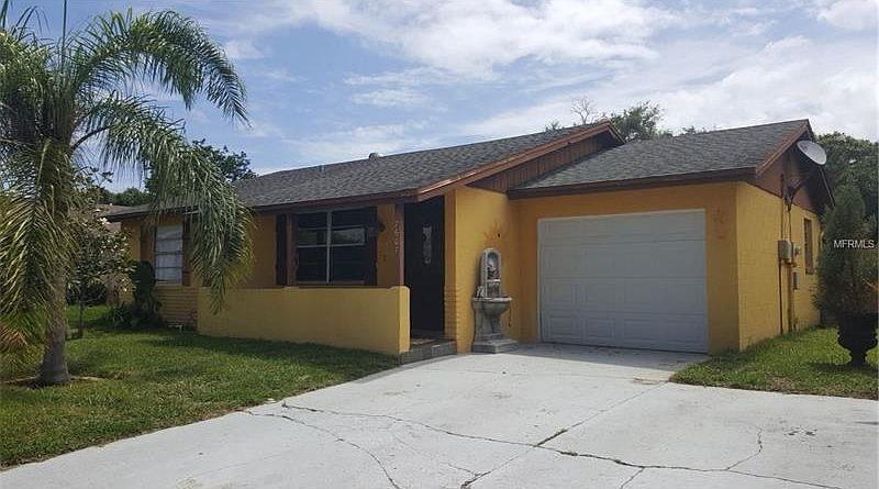 1st image of 7607 Woodland Oaks Ct