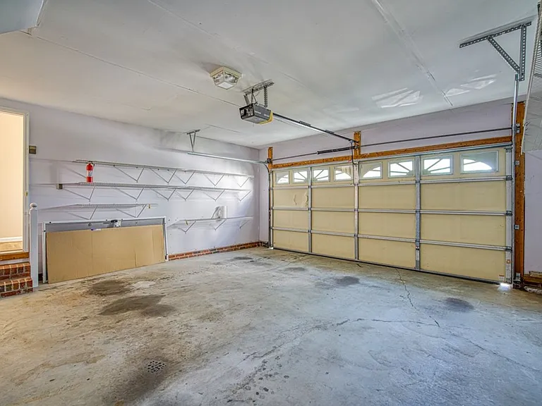 17 Waterfield Ct — Photo 24