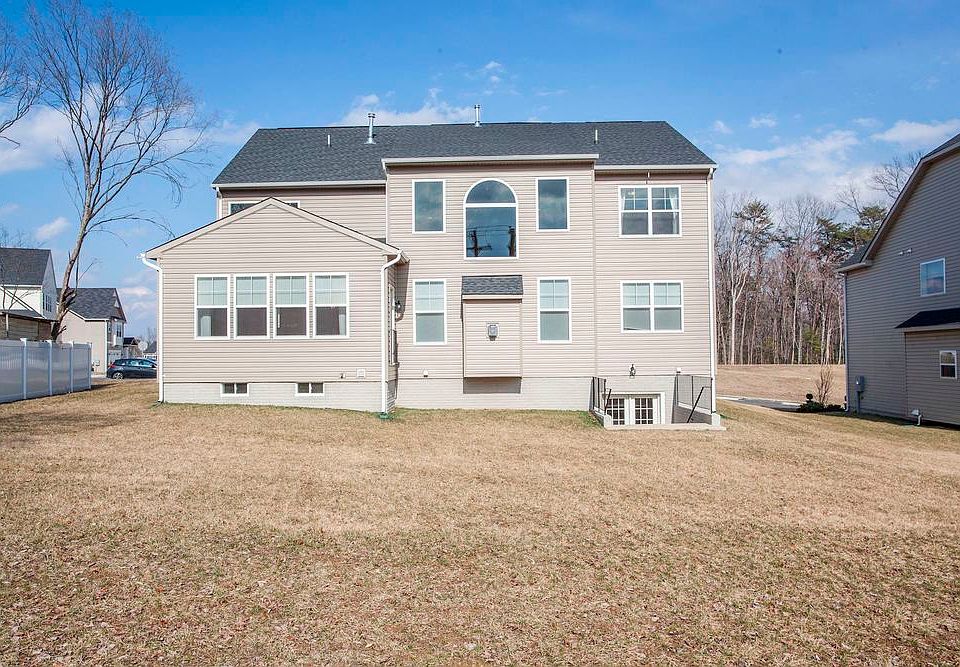 1st image of 3929 Copper Mill Dr