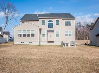 3929 Copper Mill Dr, Dumfries, VA 22025