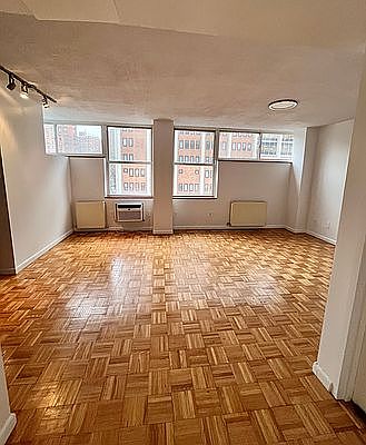 1st image of 203 Henry St #4
