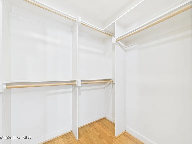 2912 Oberlin Rd — Photo 32