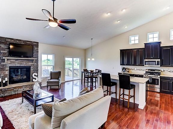 5th image of 3014 Cattail Dr
