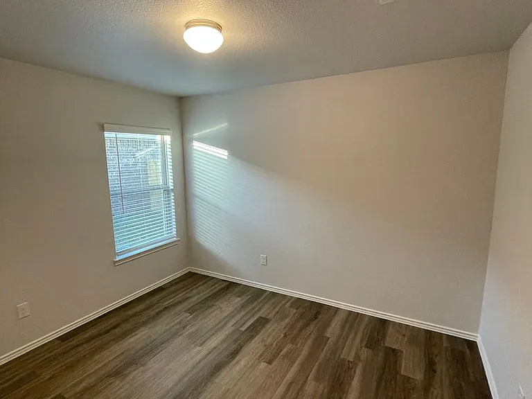 355 Cumberland Forest Dr — Photo 10