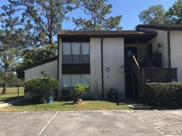 13201 Sandalwood Dr, Wildwood, FL 34785