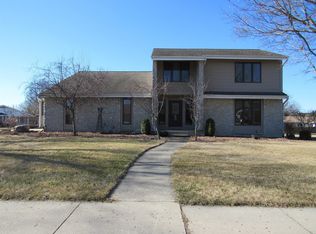 25 Northway Dr, Huntington, IN 46750