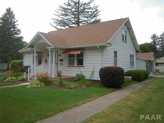 3rd image of 876 Brown Ave