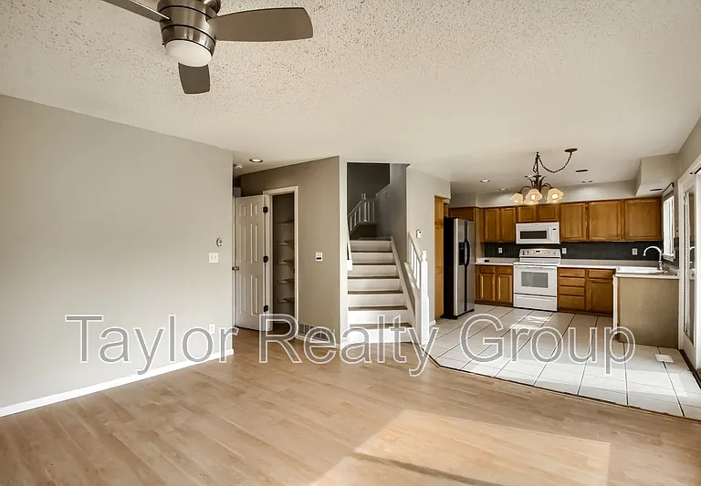 13460 Vine St — Photo 7
